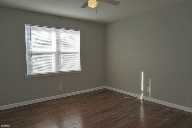 Building Photo - 936 Mayson Turner Rd NW