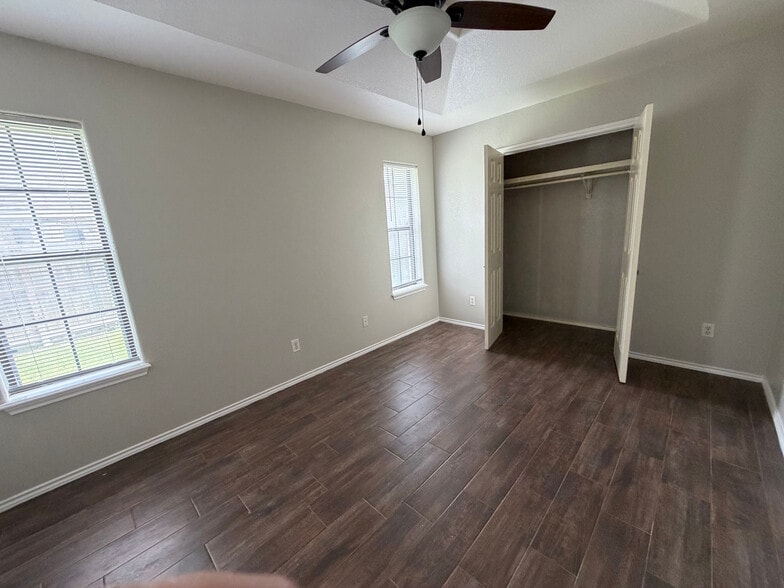 2nd bedroom closet - 2201 Umbel St