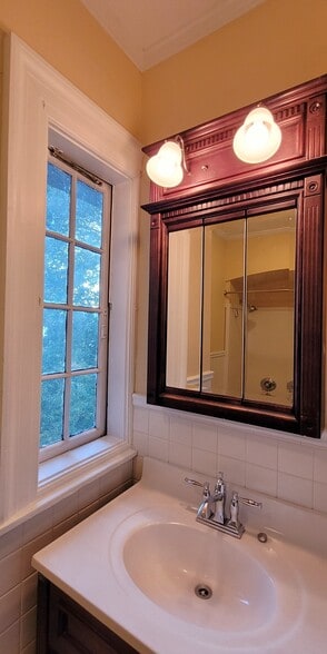Bathroom - 463 W Gray St