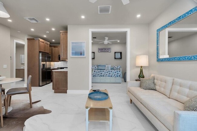 Building Photo - 15 Ocean Breeze