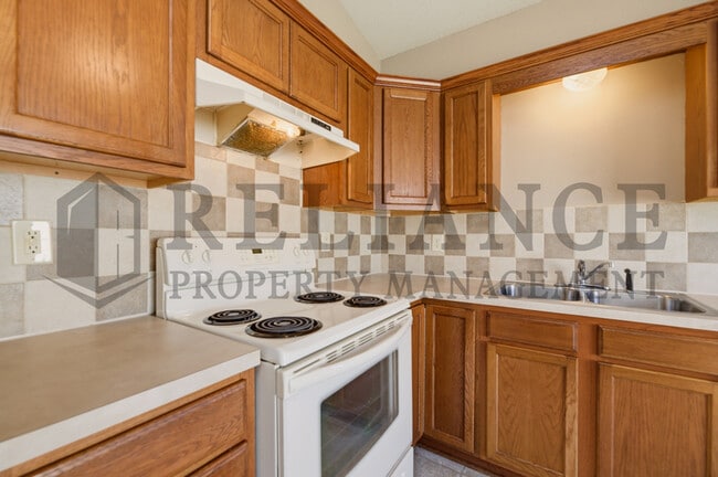 Building Photo - 9922 E Kinkaid Cir