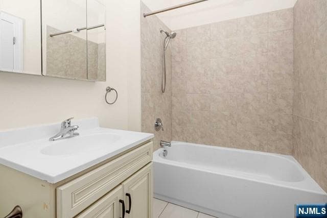 Building Photo - 10 Madison Ave