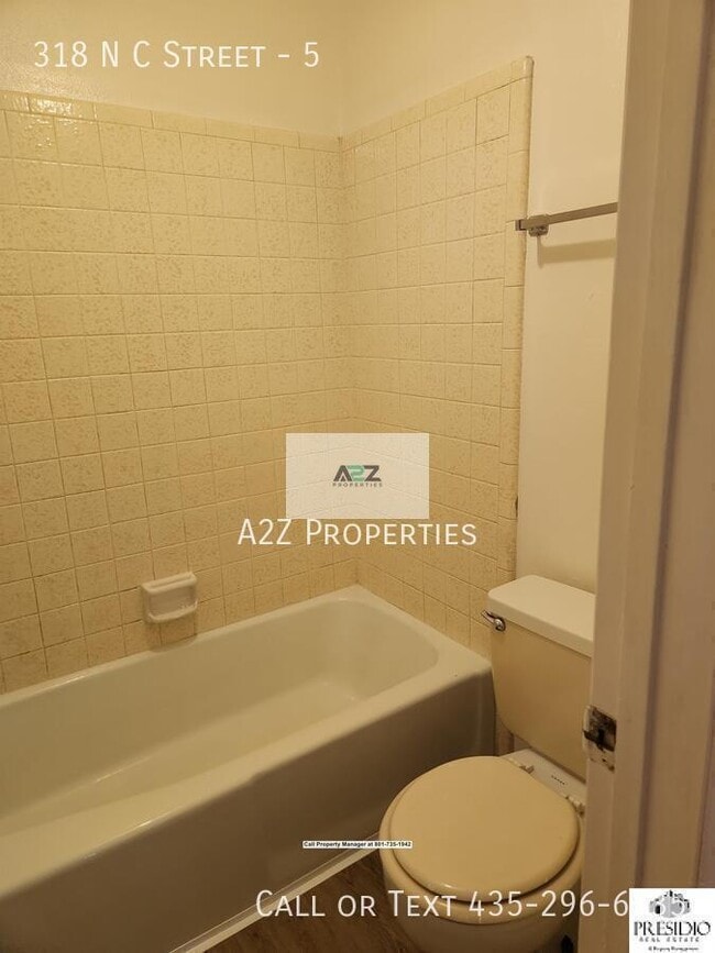 Building Photo - 318 N Center St