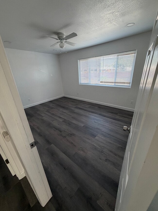 Building Photo - 8758 Lomita Dr