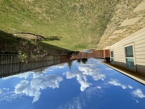 Building Photo - 744 Watson Wy