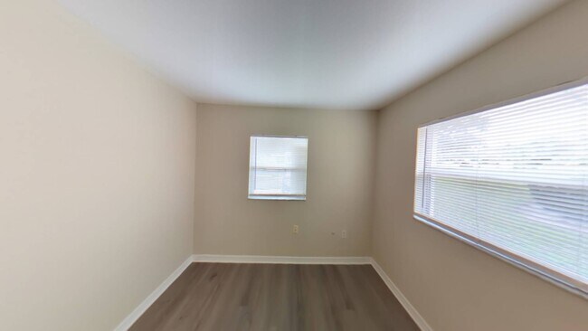 Building Photo - 1620 Guinyard Way