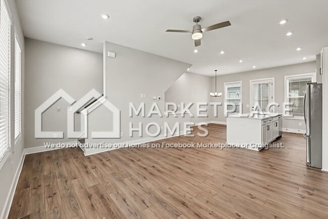 Building Photo - 1376 Cozy Cir SE