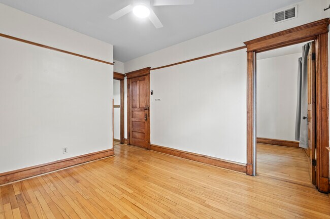 Building Photo - 2408 N Surrey Ct