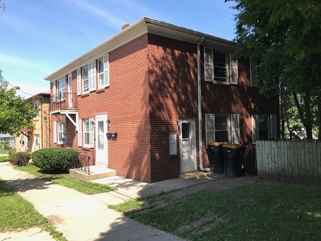 Building Photo - 1032 N 68th St