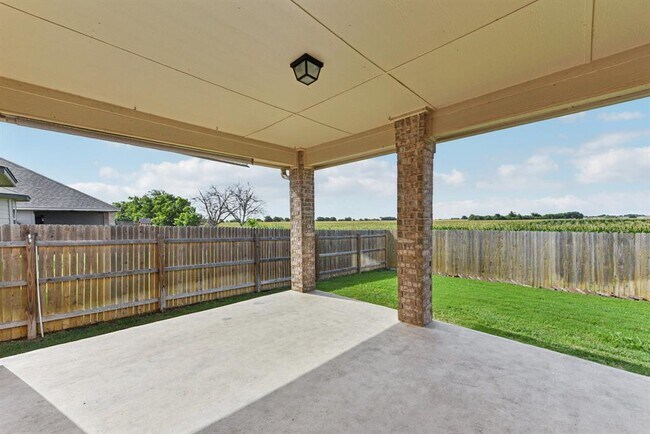 Building Photo - 133 Nathaniel Dr