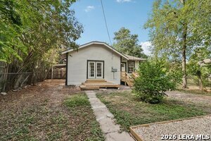 Building Photo - 1119 W Huisache Ave
