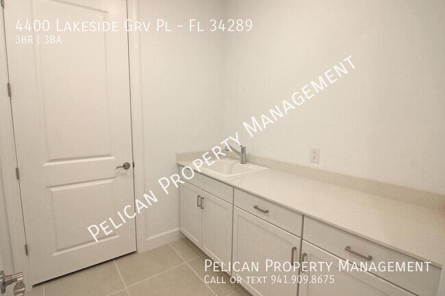Building Photo - 4400 Lakeside Grv Pl