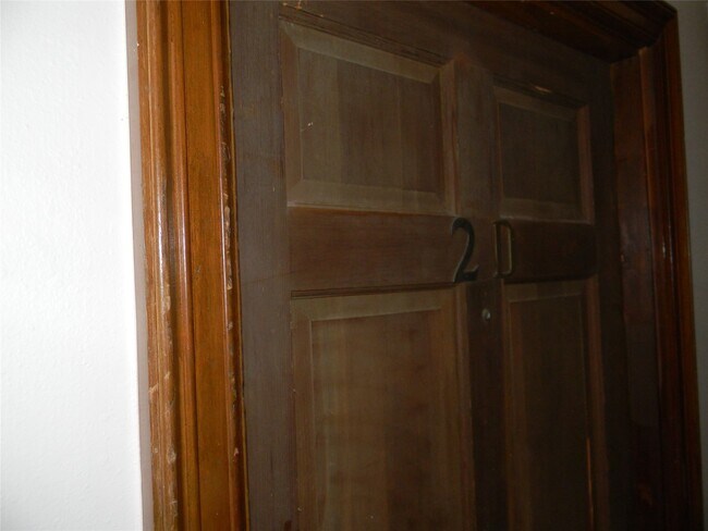 Building Photo - 2315 The Strand