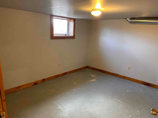 Building Photo - 3080 PA-328