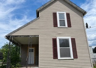 Building Photo - 2301 East Ave