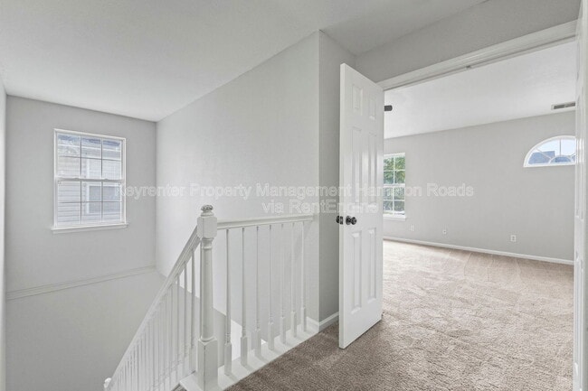 Building Photo - 4108 River Breeze Cir