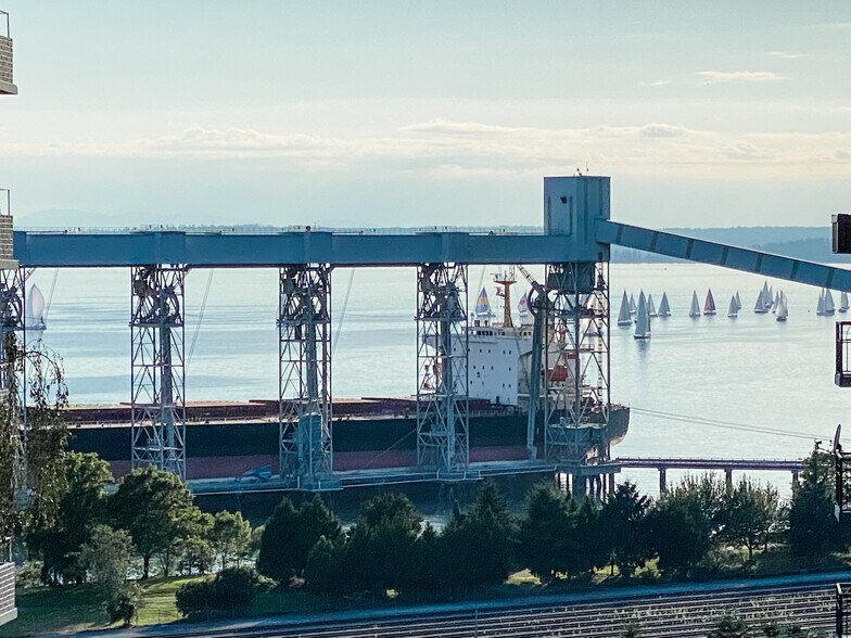 Building Photo - 415 W Mercer St