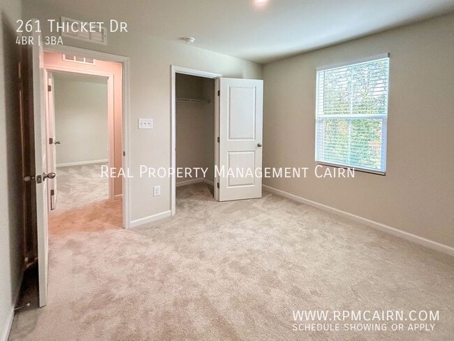 Building Photo - 261 Thicket Dr