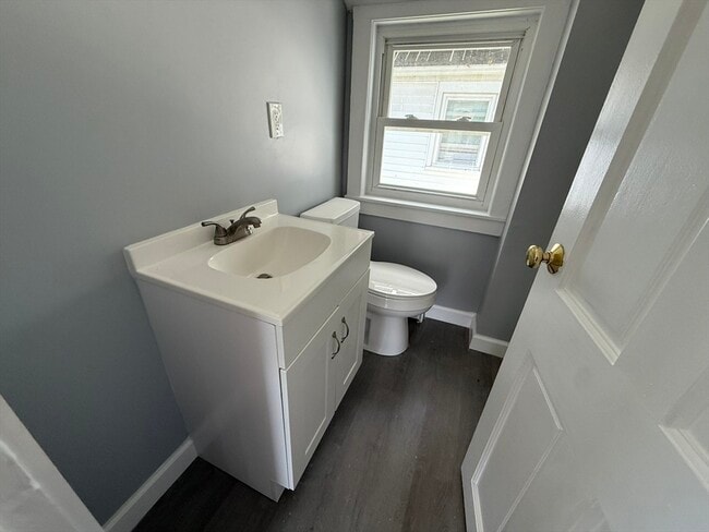 Building Photo - 410 Court St