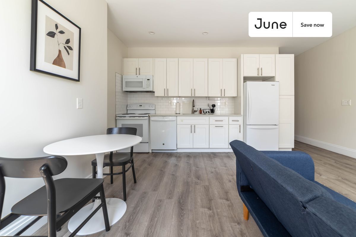 Building Photo - 39A Broome St