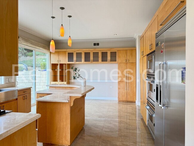 Building Photo - 7648 Caminito Coromandel