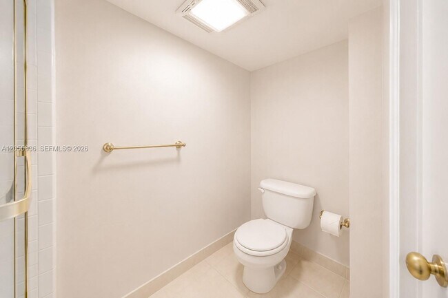 Building Photo - 401 Briny Ave