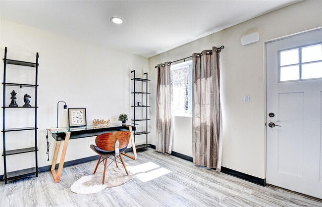 Building Photo - 19 MOKA Pl