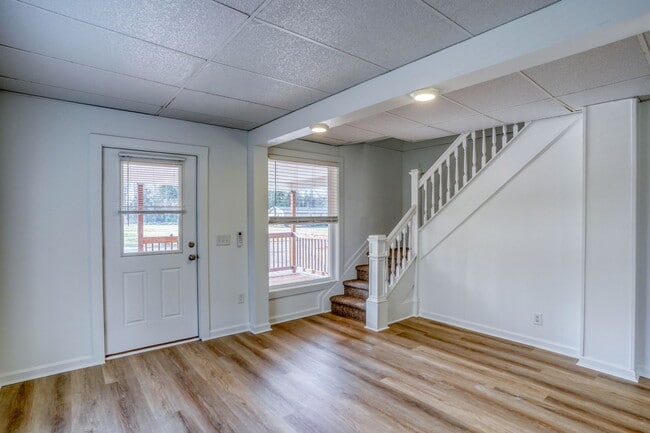 Building Photo - 35617 Airport Rd