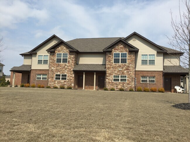 Building Photo - 954 E Craighead Forest Rd
