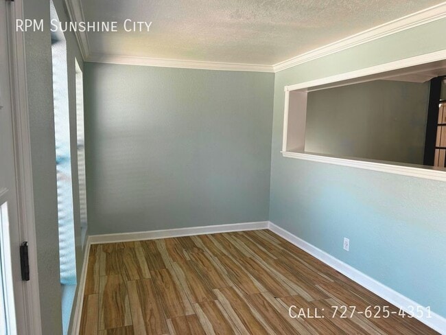 Building Photo - 10282-10262 62nd Ter