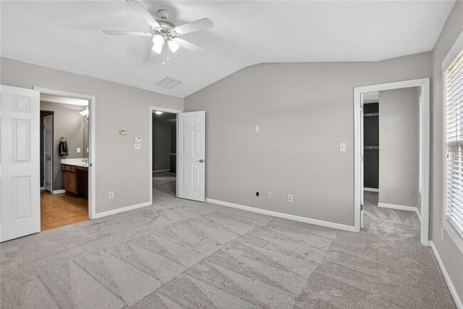 Building Photo - 1656 Granville Ct