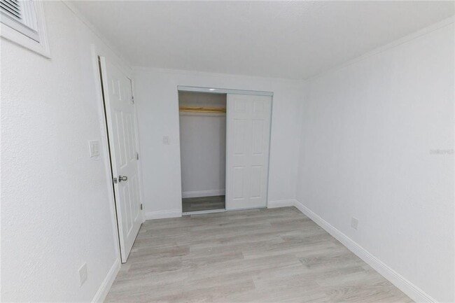 Building Photo - 1741 Fairfield St