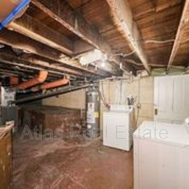Building Photo - 3057 W 38th Ave