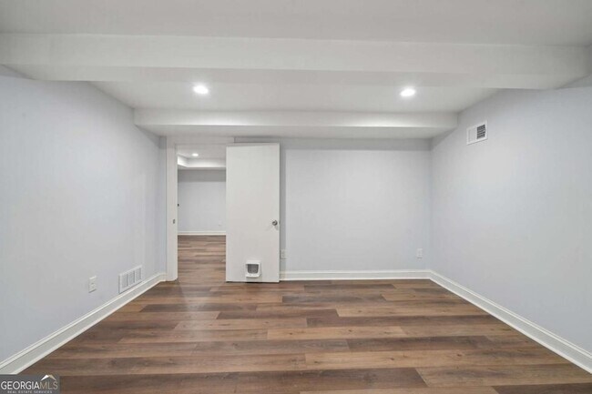 Building Photo - 5132 Willow Point Pkwy