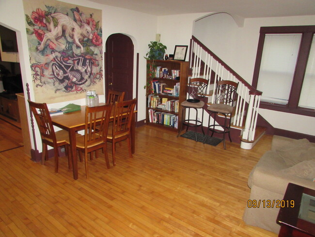 Living Room - 1116 E Gorham St