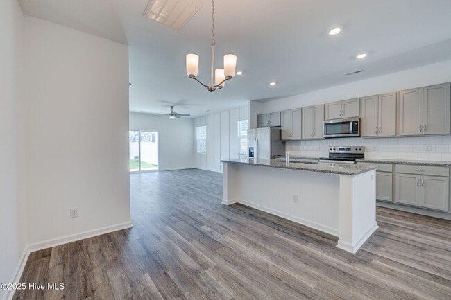 Building Photo - 7110 Fisk Dr