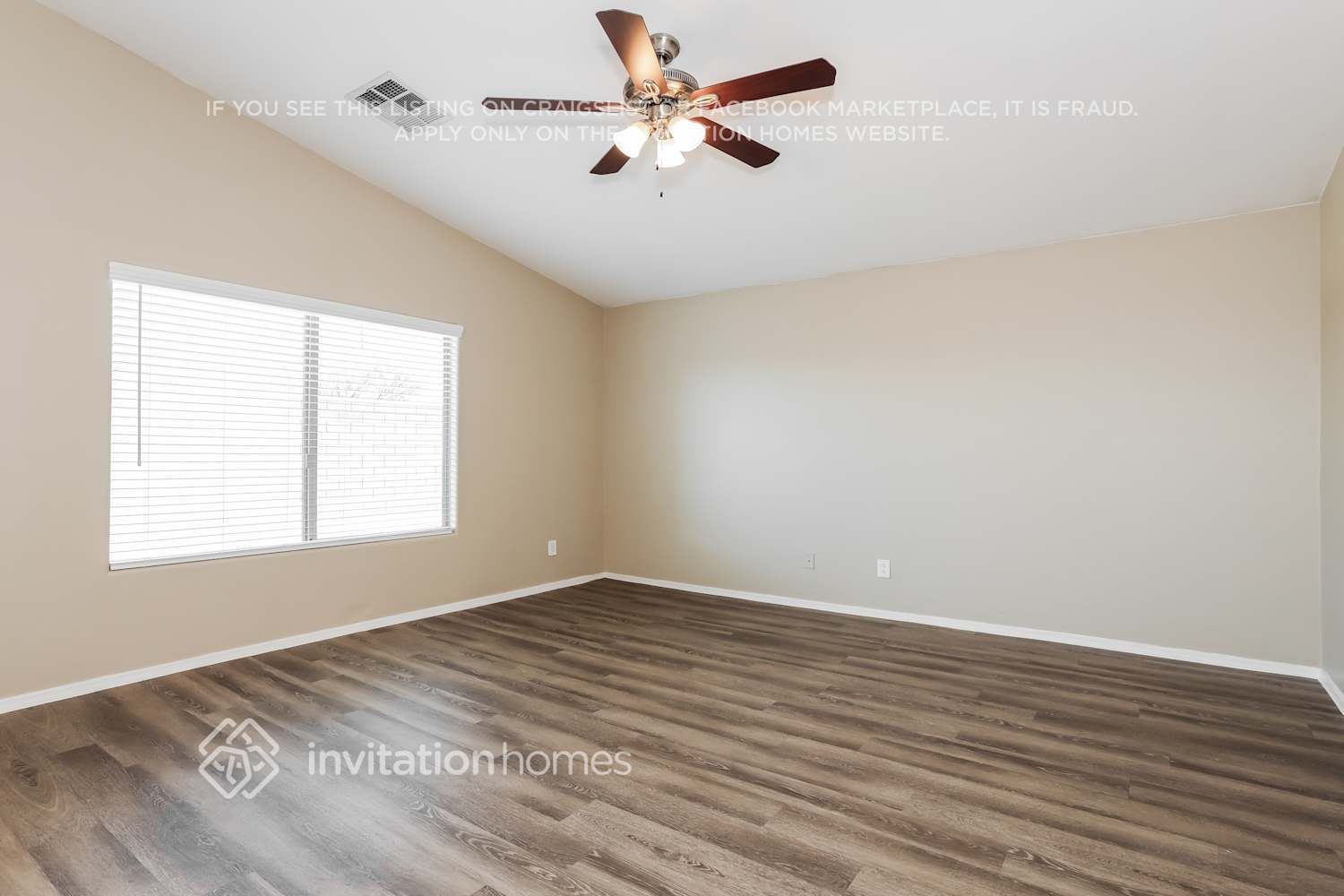 Building Photo - 2546 S 114th Ln