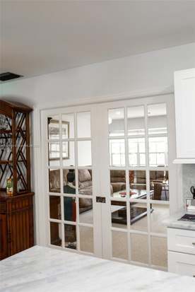 Building Photo - 4115 Madison St