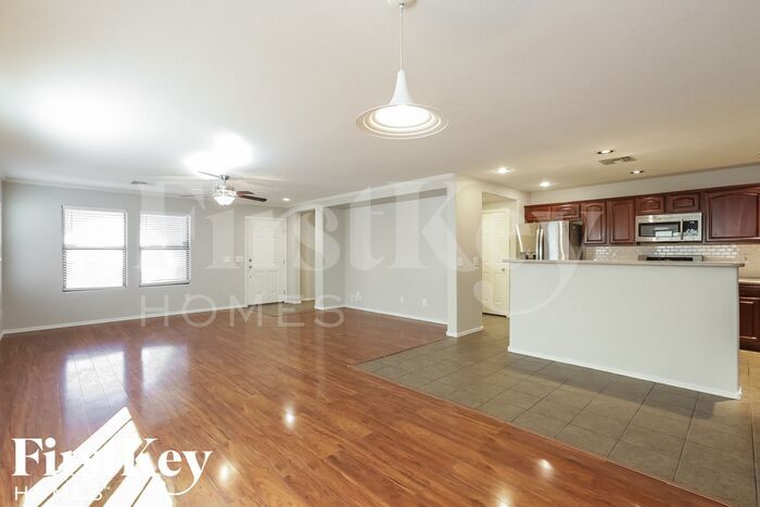 Building Photo - 3834 E Jasper Dr