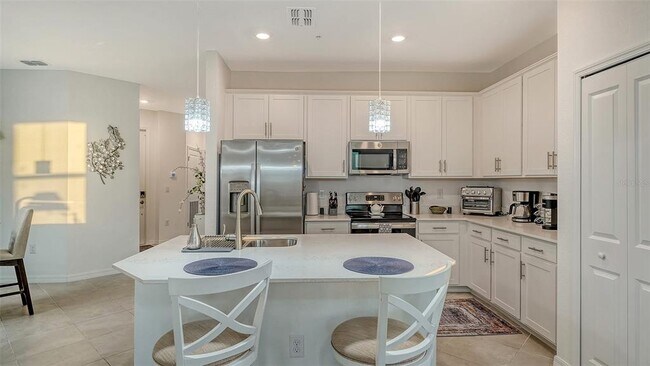 Building Photo - 12140 Wellen Golf St