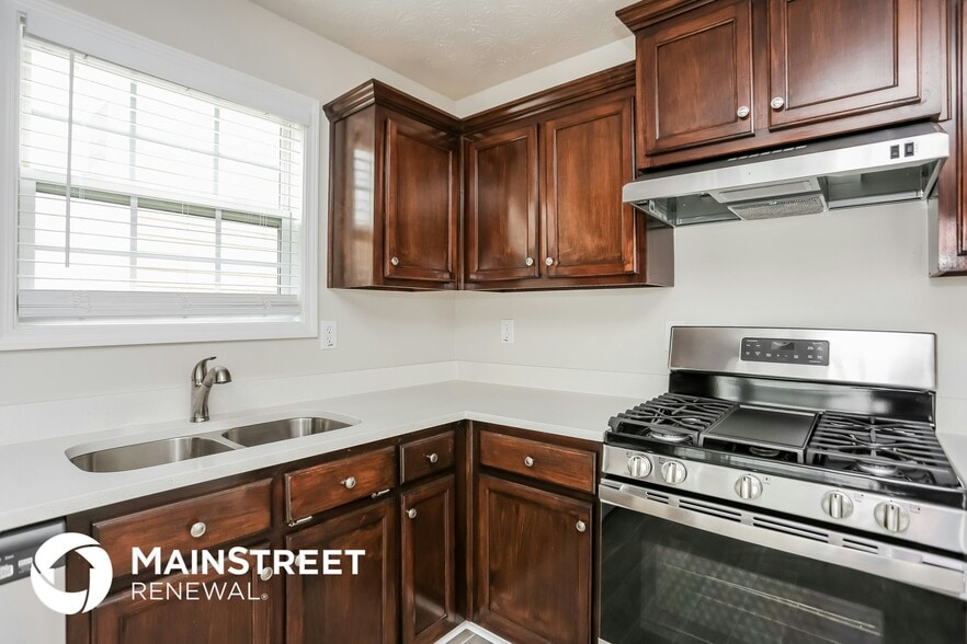 Building Photo - 210 Makenna Dr