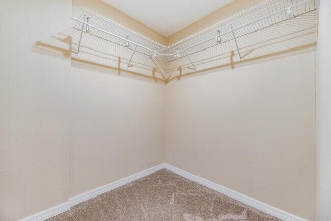 Building Photo - 10283 114th Terrace N