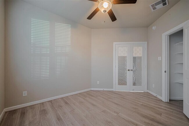 Building Photo - 7809 Axis Rdg Dr