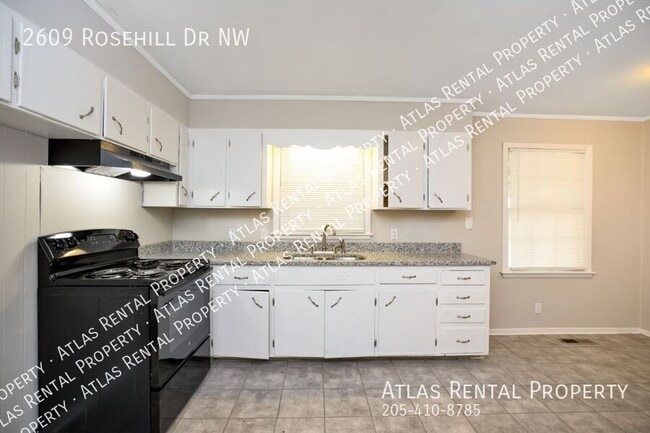 Building Photo - 2609 Rosehill Dr NW