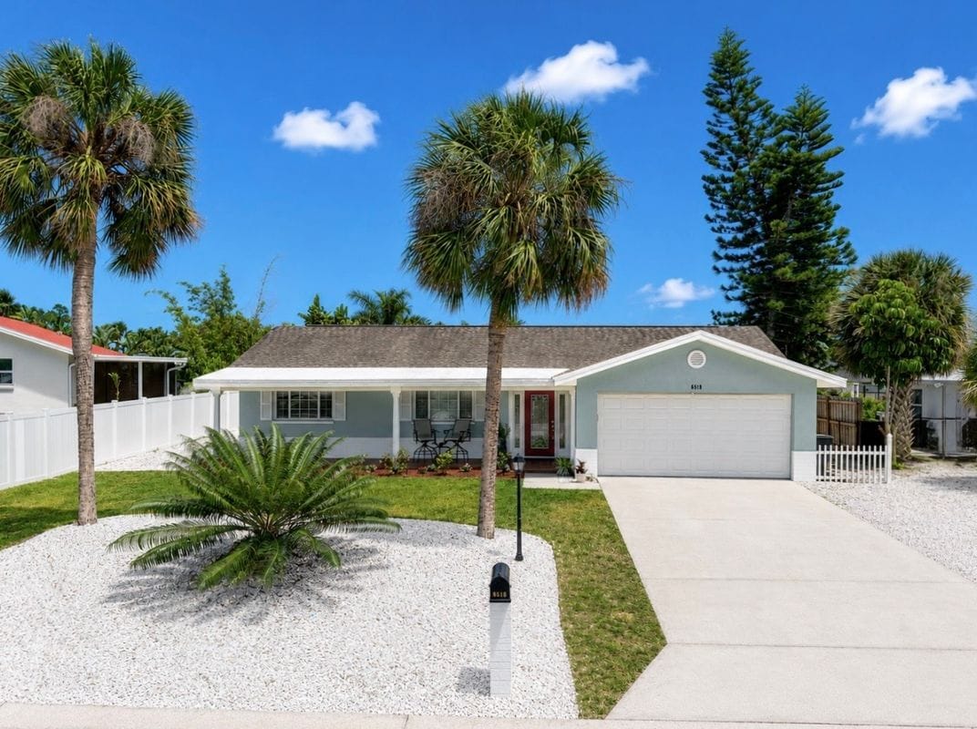 Building Photo - 6513 Abaco Dr