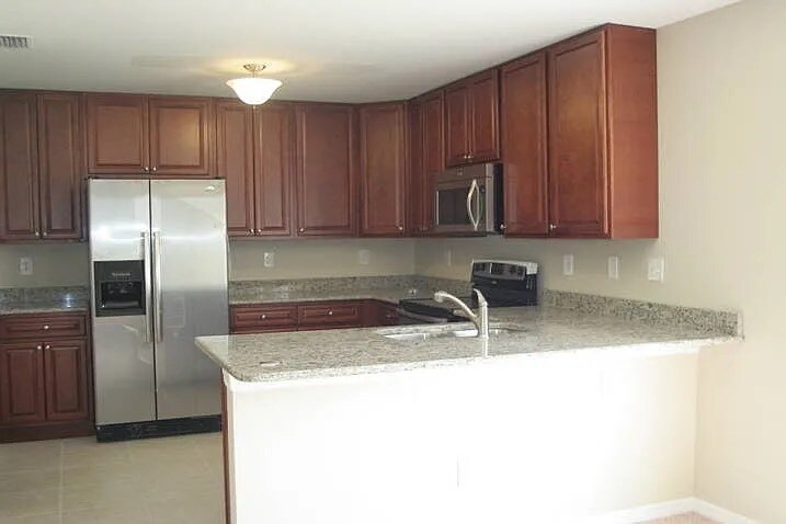 Building Photo - 31046 Temple Stand Ave