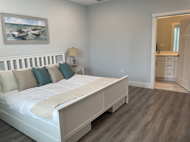 Building Photo - 2226 Joan Ave