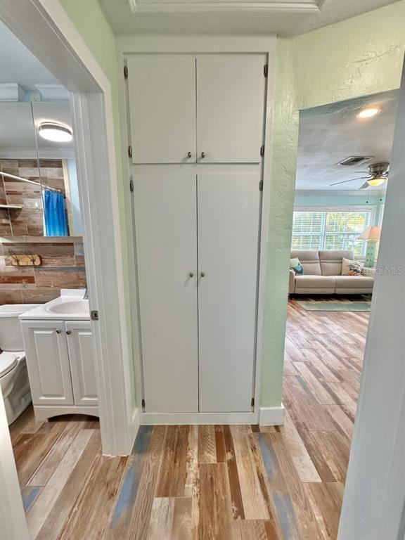 Building Photo - 346 Boca Ciega Dr