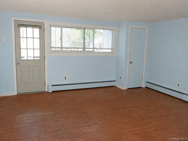 Building Photo - 36 Burr Rd