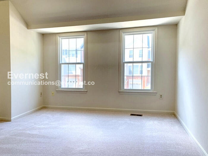 Building Photo - 7386 Hidden Knolls Ct
